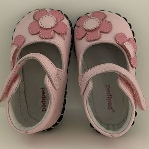 Pediped brand pink baby shoe 0-6 month/2.5
